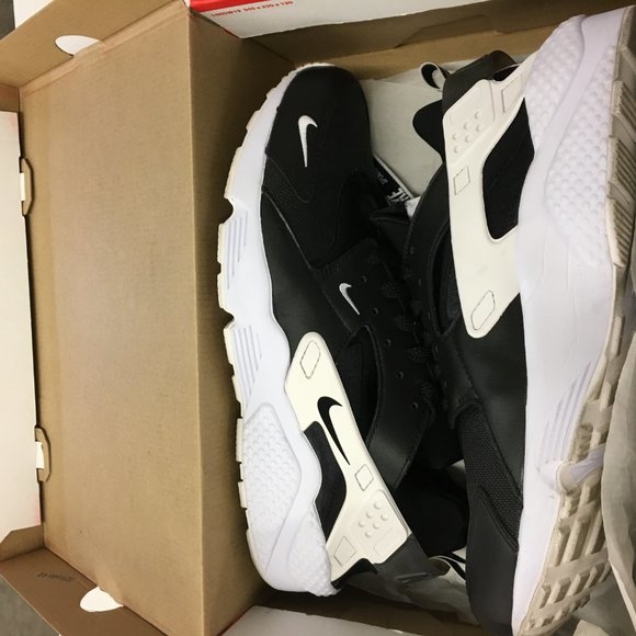 Nike Other - Nike Men's Air Huarache Run PRM Zip Black/White